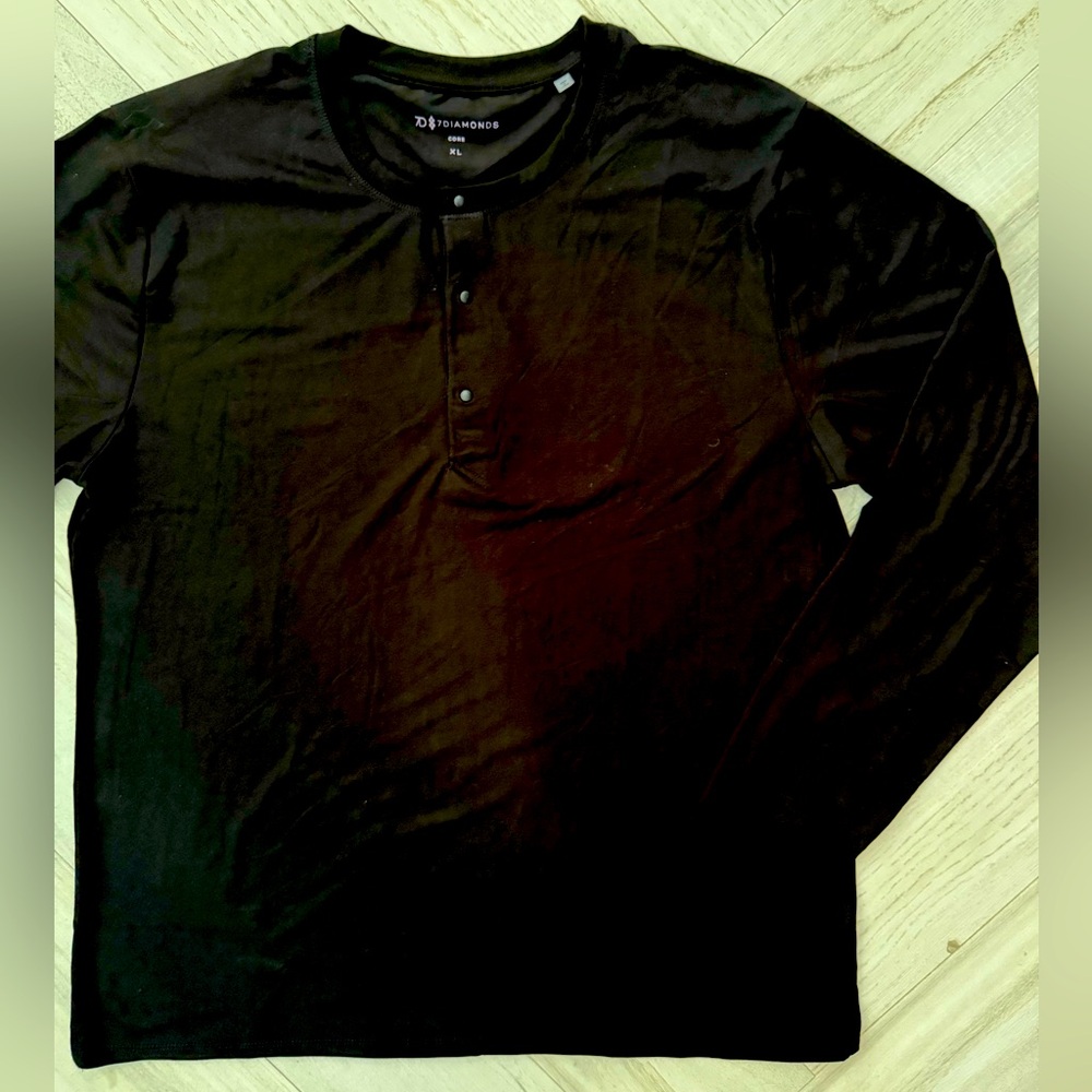 7 Diamonds Men's Black Henley Shirt